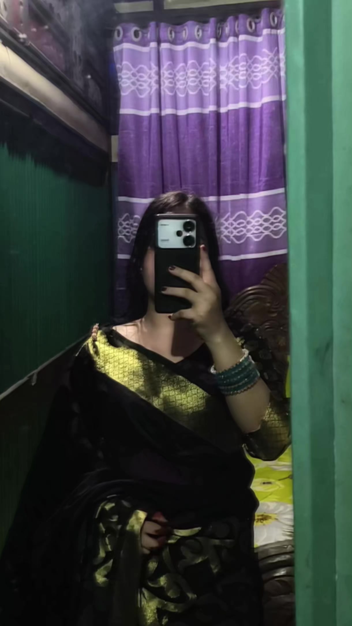 @রহস্যময়ী 🖤