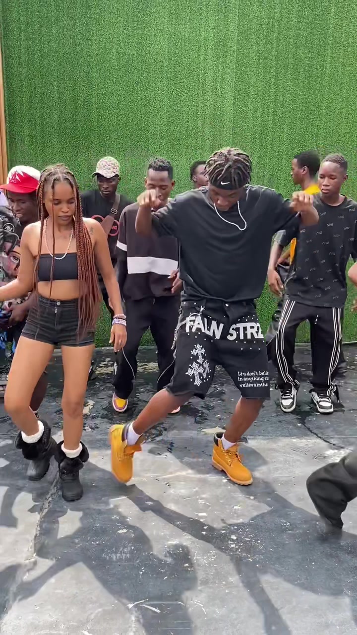 @makono_dancer