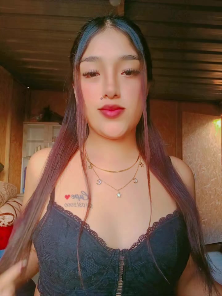 @𝓑𝓻𝓲𝓲𝓲🦋