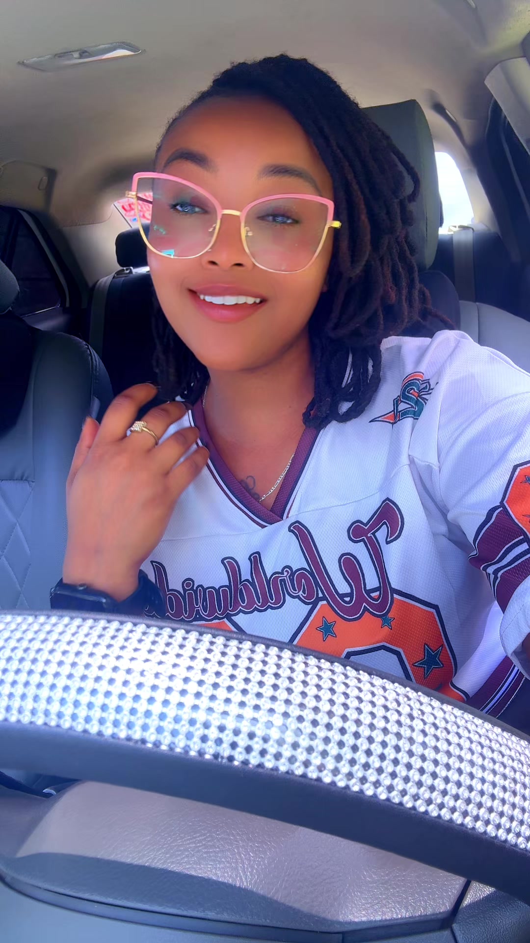 @Lisakiggz