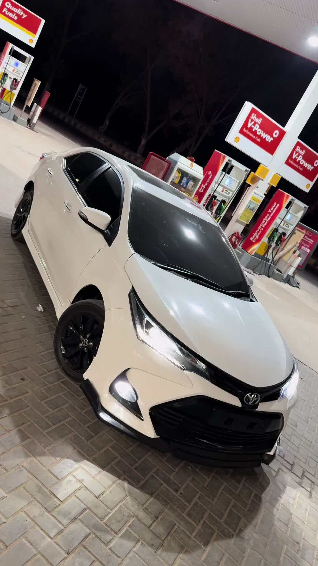 @LC-2220🖤