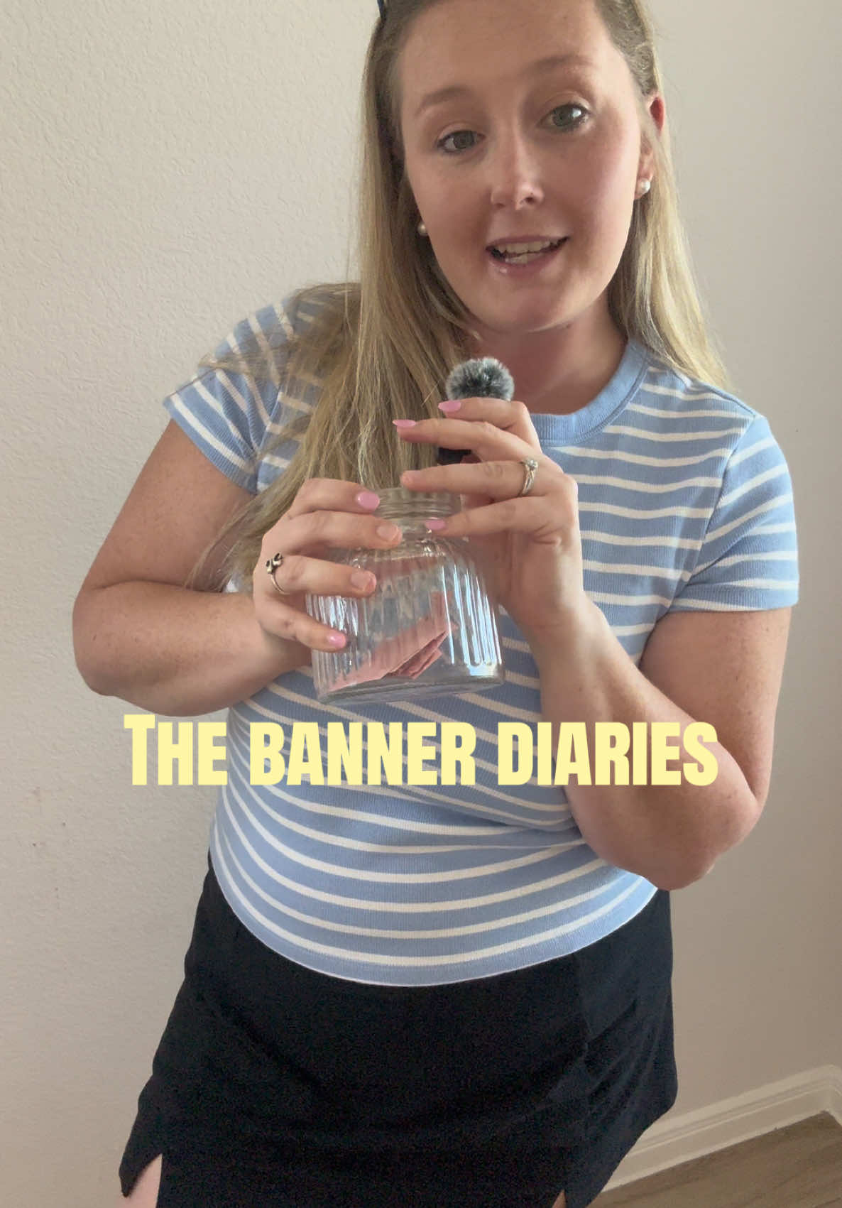 @Lindsey | Banner Artist & Mom