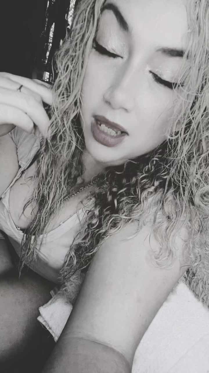 @Azucena Arias 🇬🇹🇸🇻