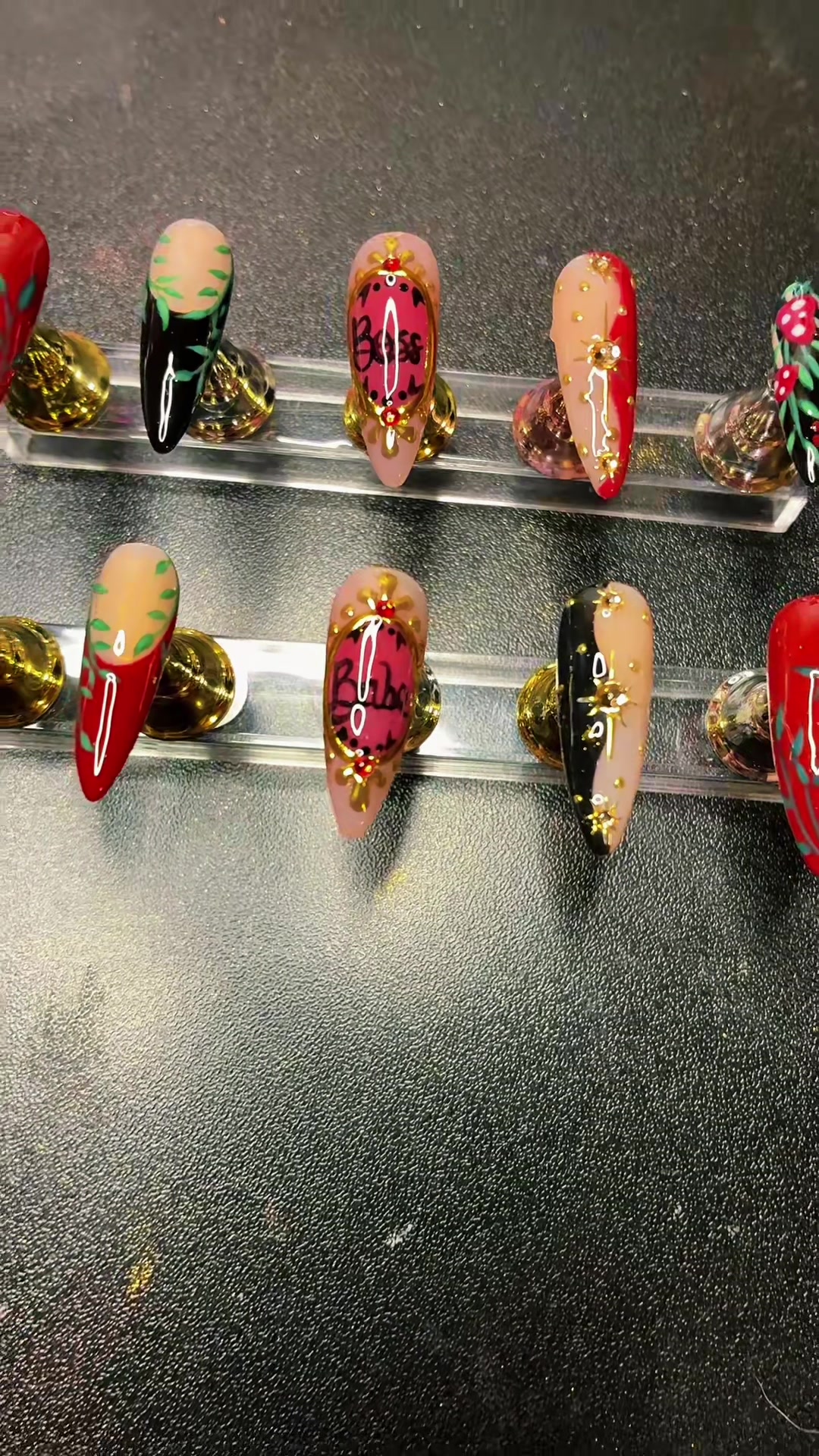 @Nails by Julia