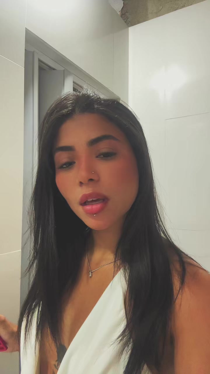 @naomechamohanna