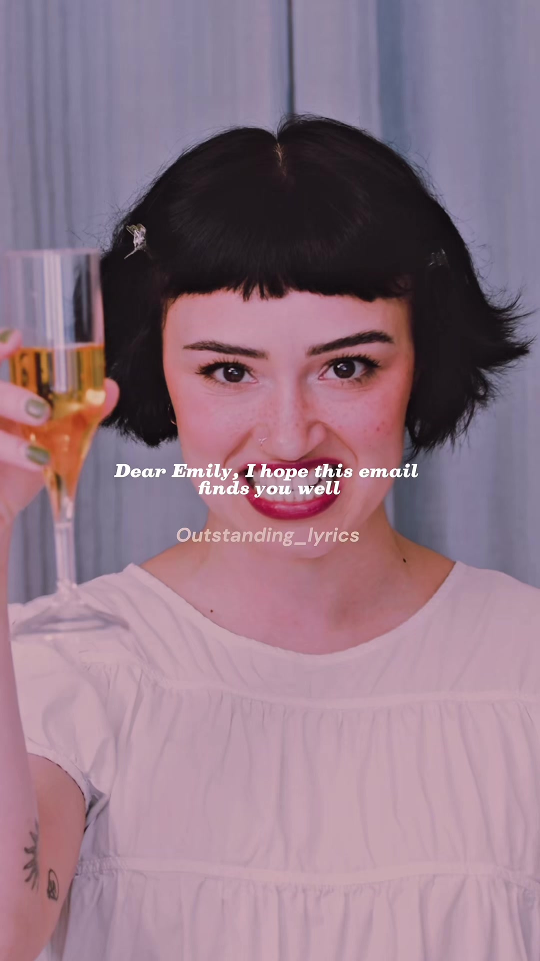@Oᴜᴛsᴛᴀɴᴅɪɴɢ_ʟyrics