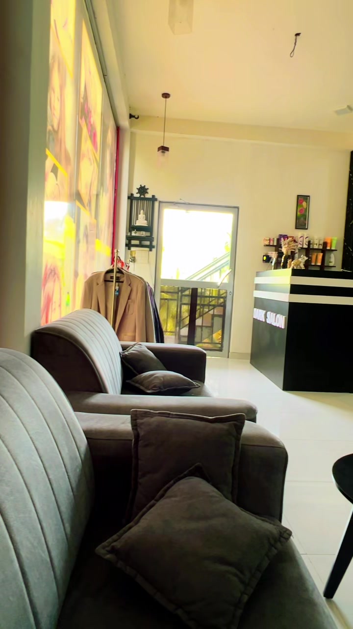 @Dark Salon