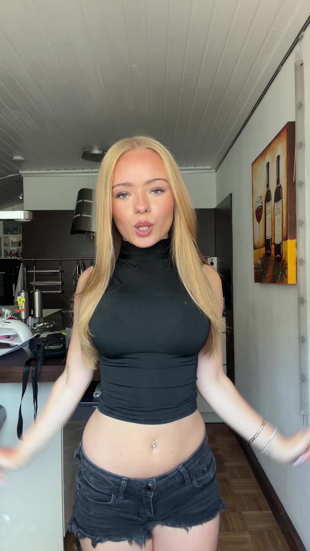 @romy_ronm