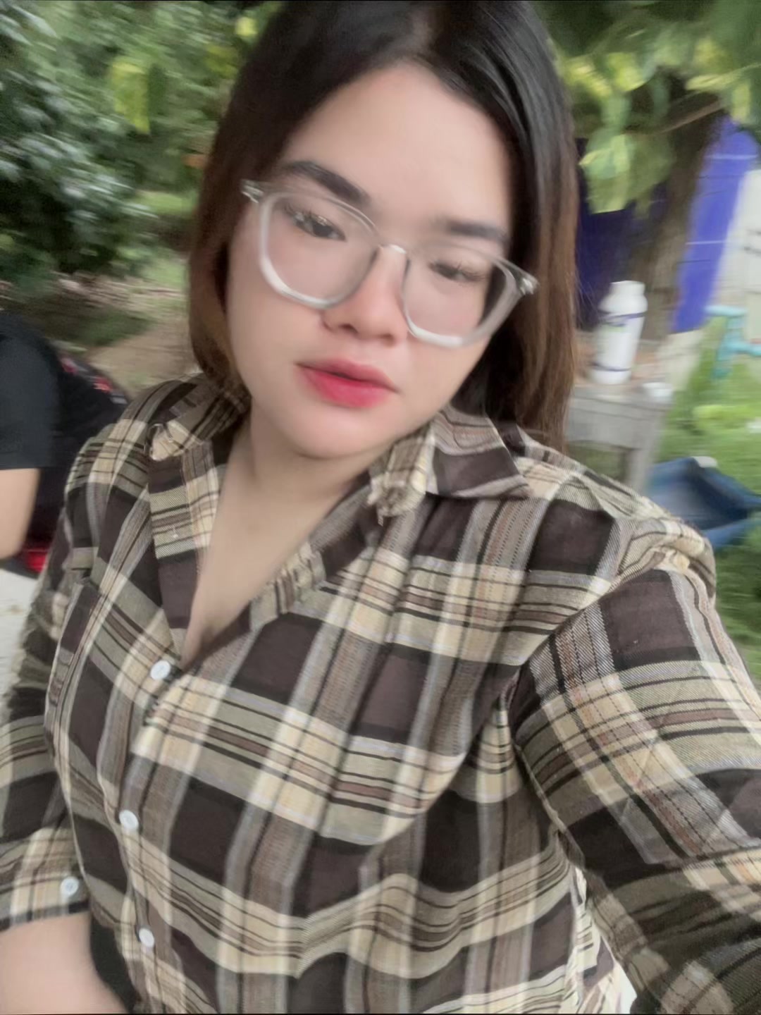 @ขออมหน่อย