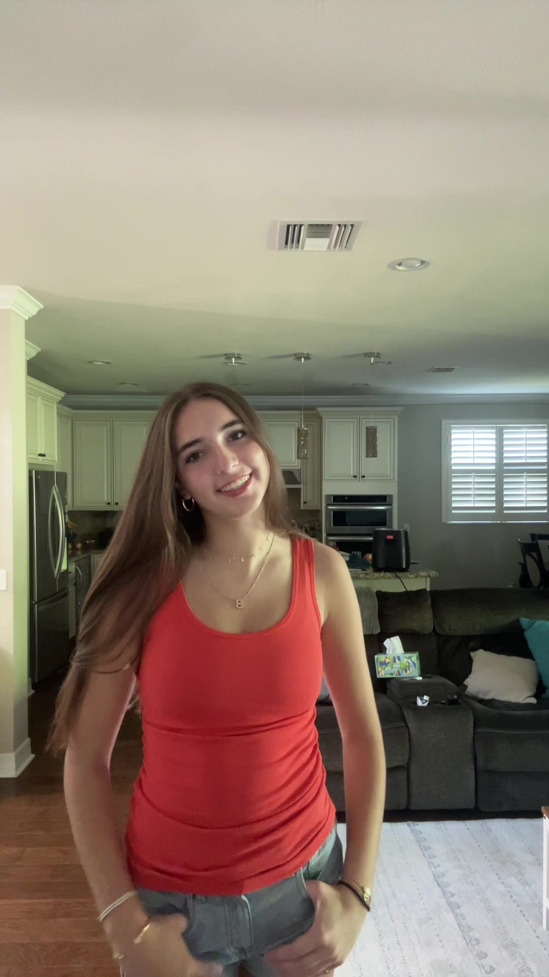 @bella