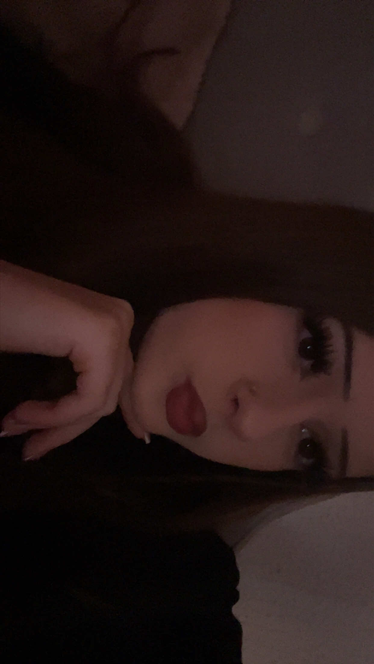 @𝓂𝒾𝓂𝒾-𝓂𝒶𝓇𝒾𝑒 🩷🦄🍭