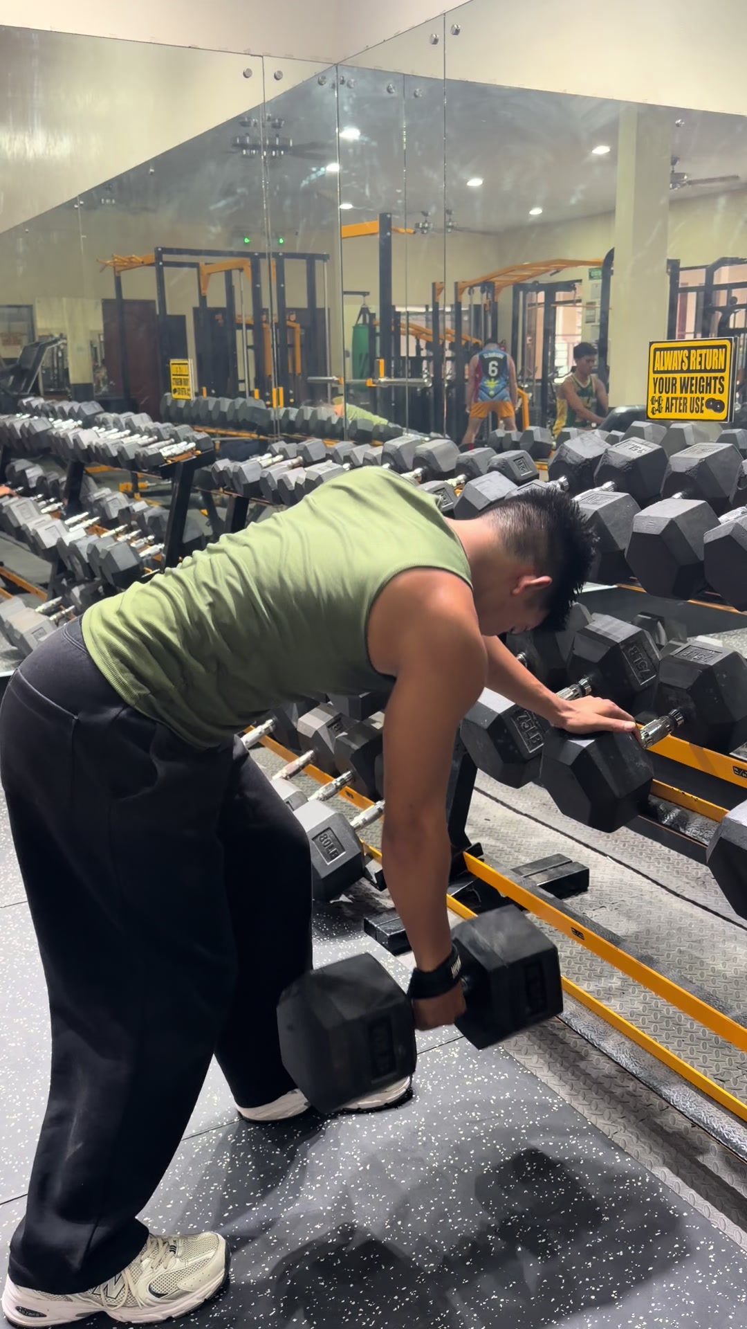 @Young Fitness GYM