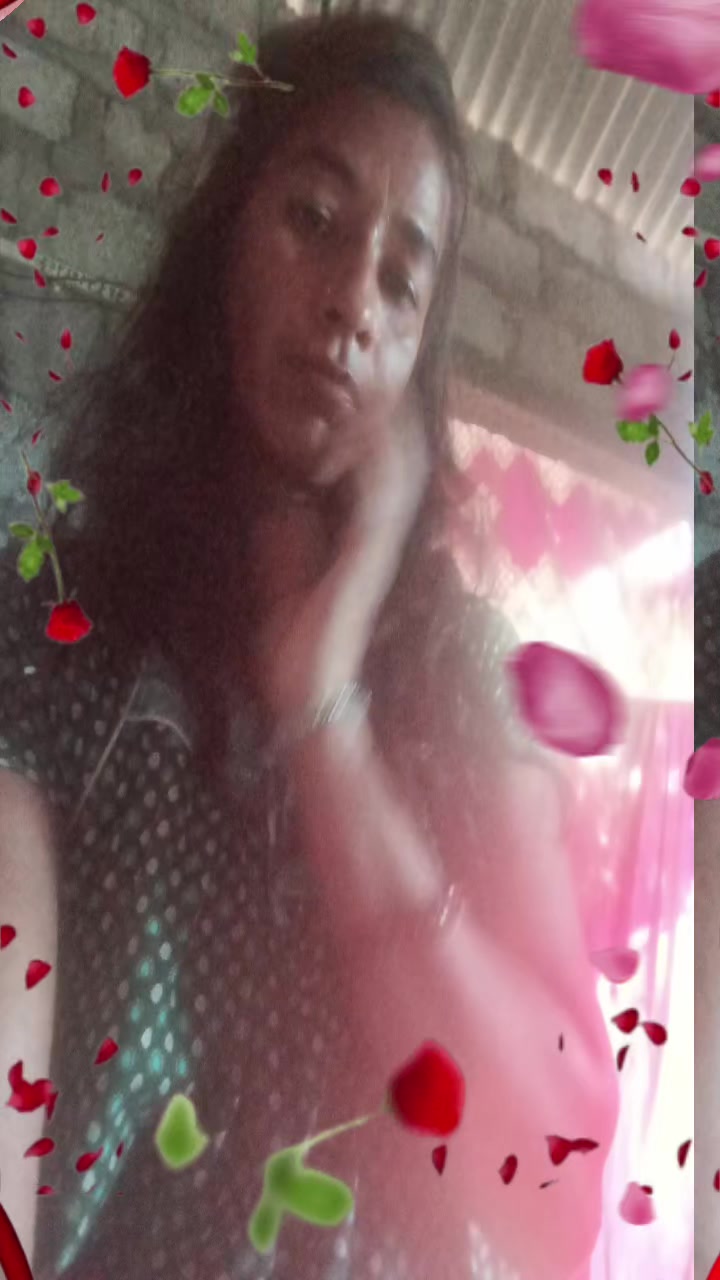 @Ema Giri