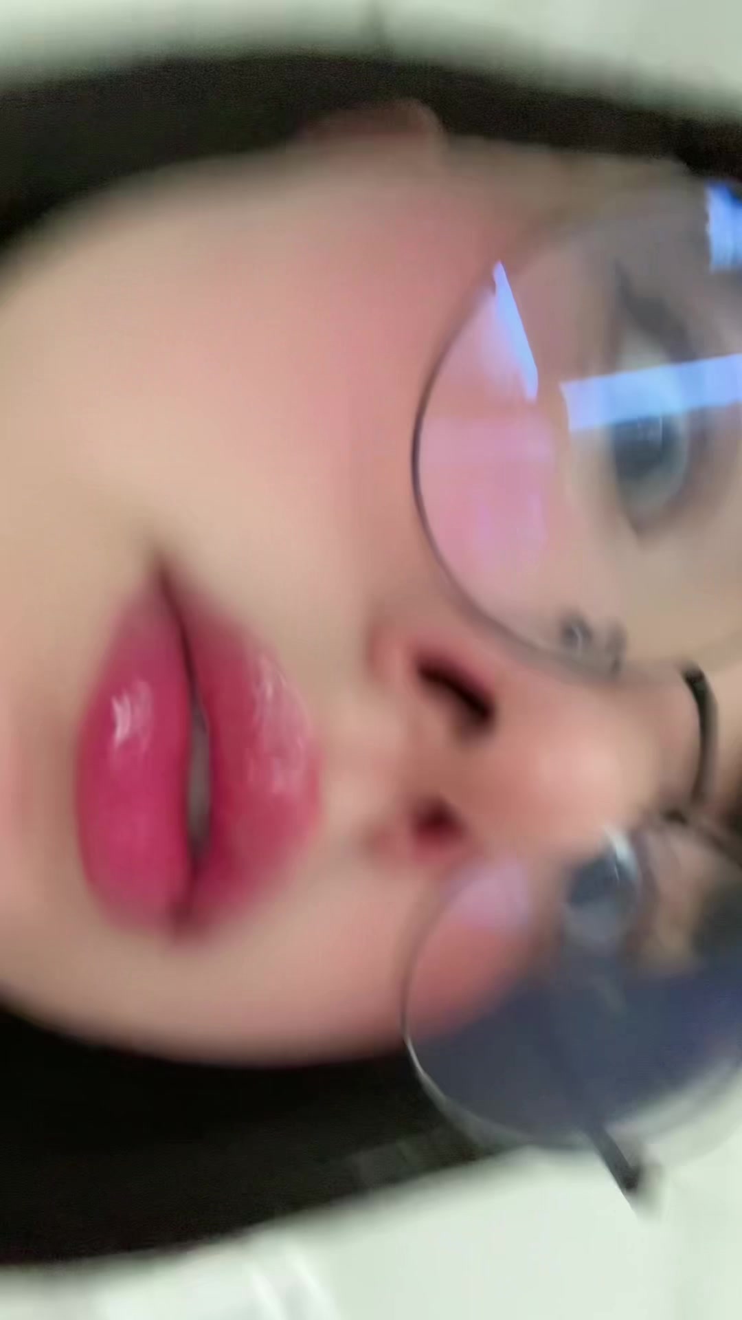 @Hana