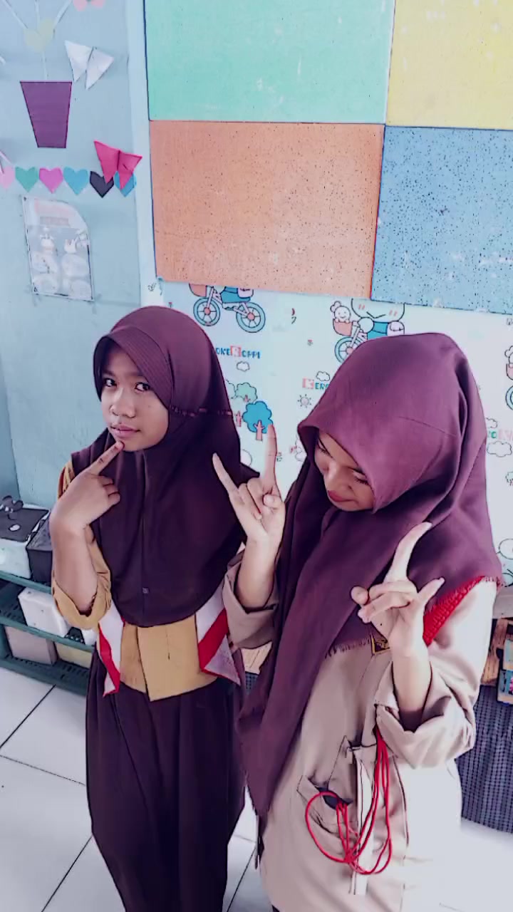 @naY