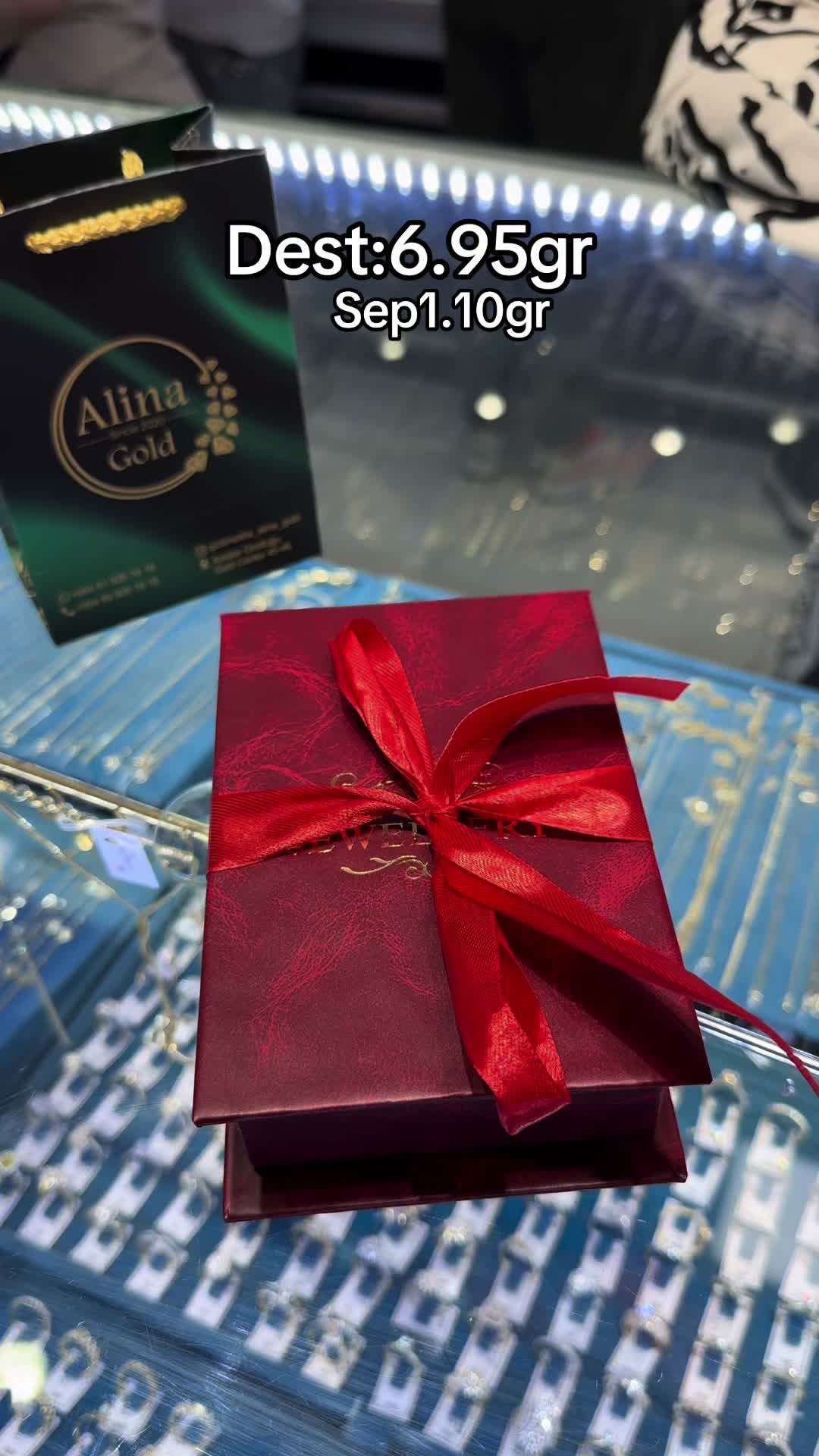 @Alina gold