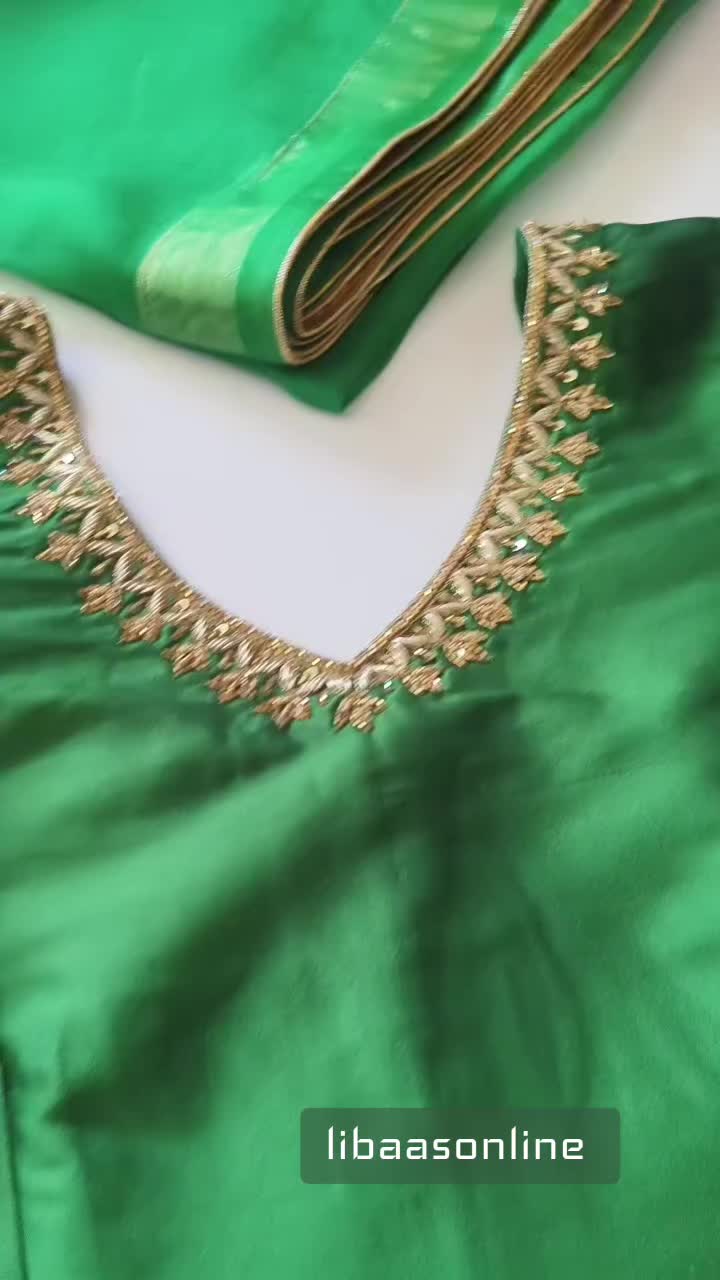 @ਲਿਬਾਸ by ਕੌਰ