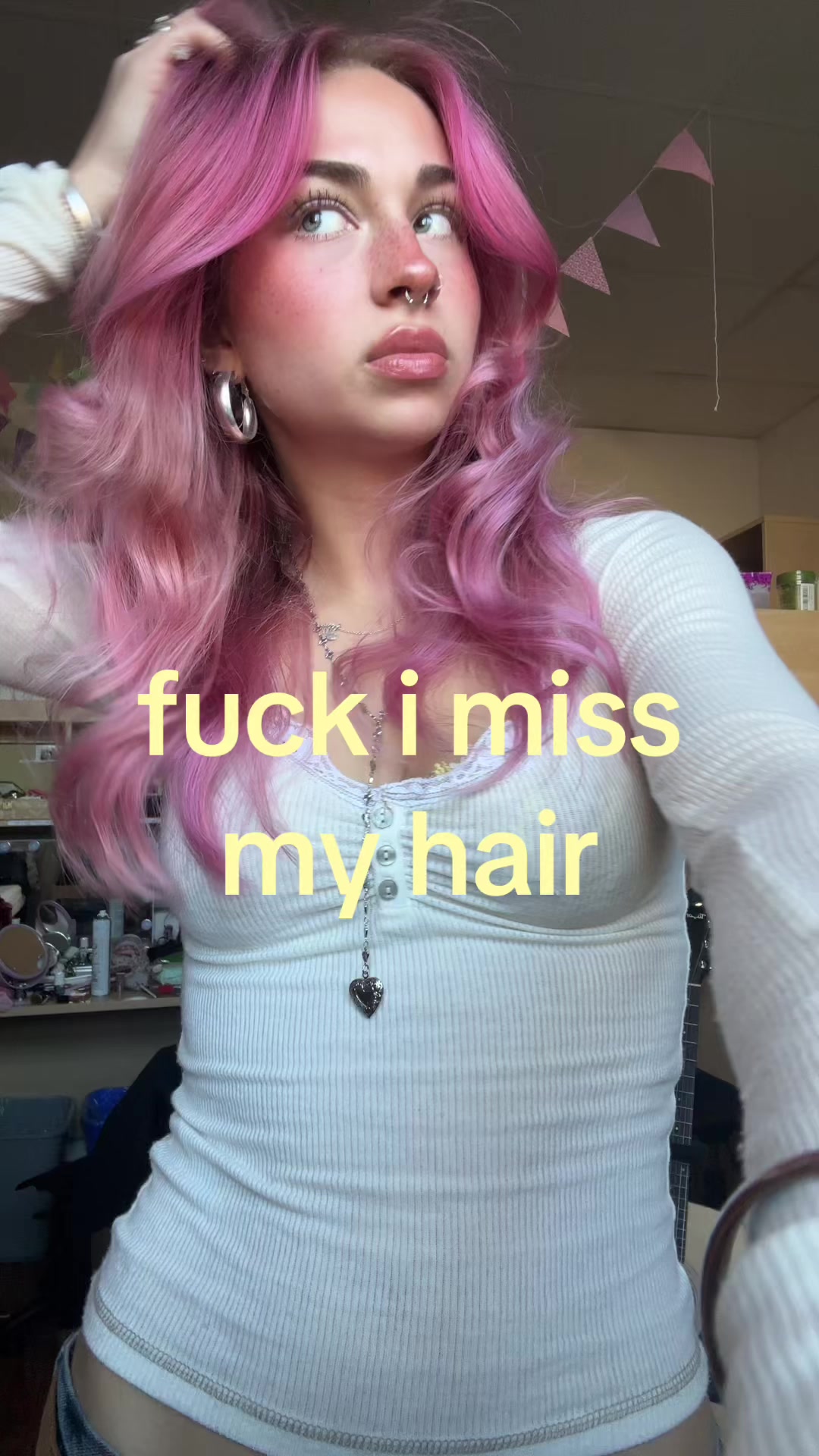 @️