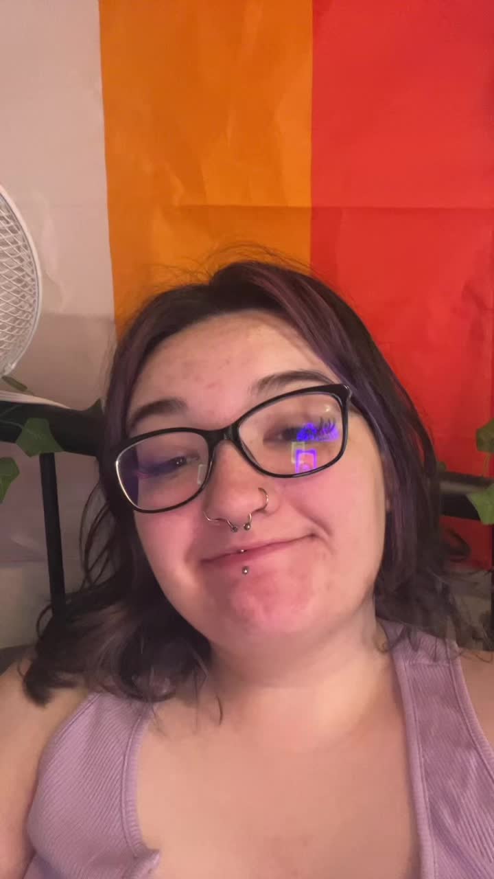 @Chronically Hailey🏳️&zwj;🌈✨