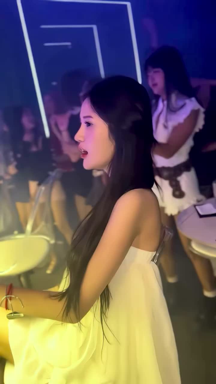 @KTV预定小胖