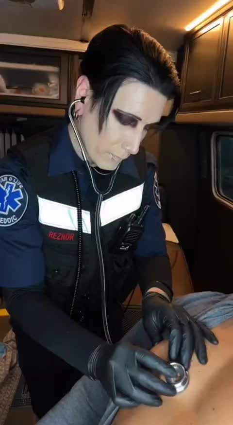@Demonic__Heart