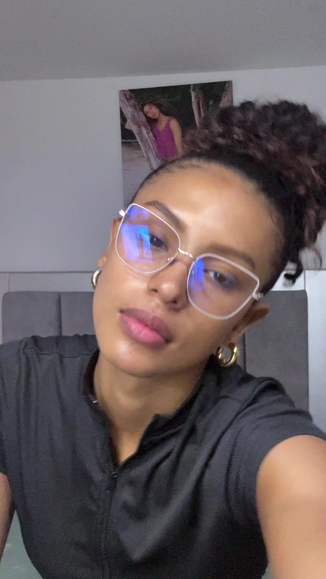 @valeriaporto
