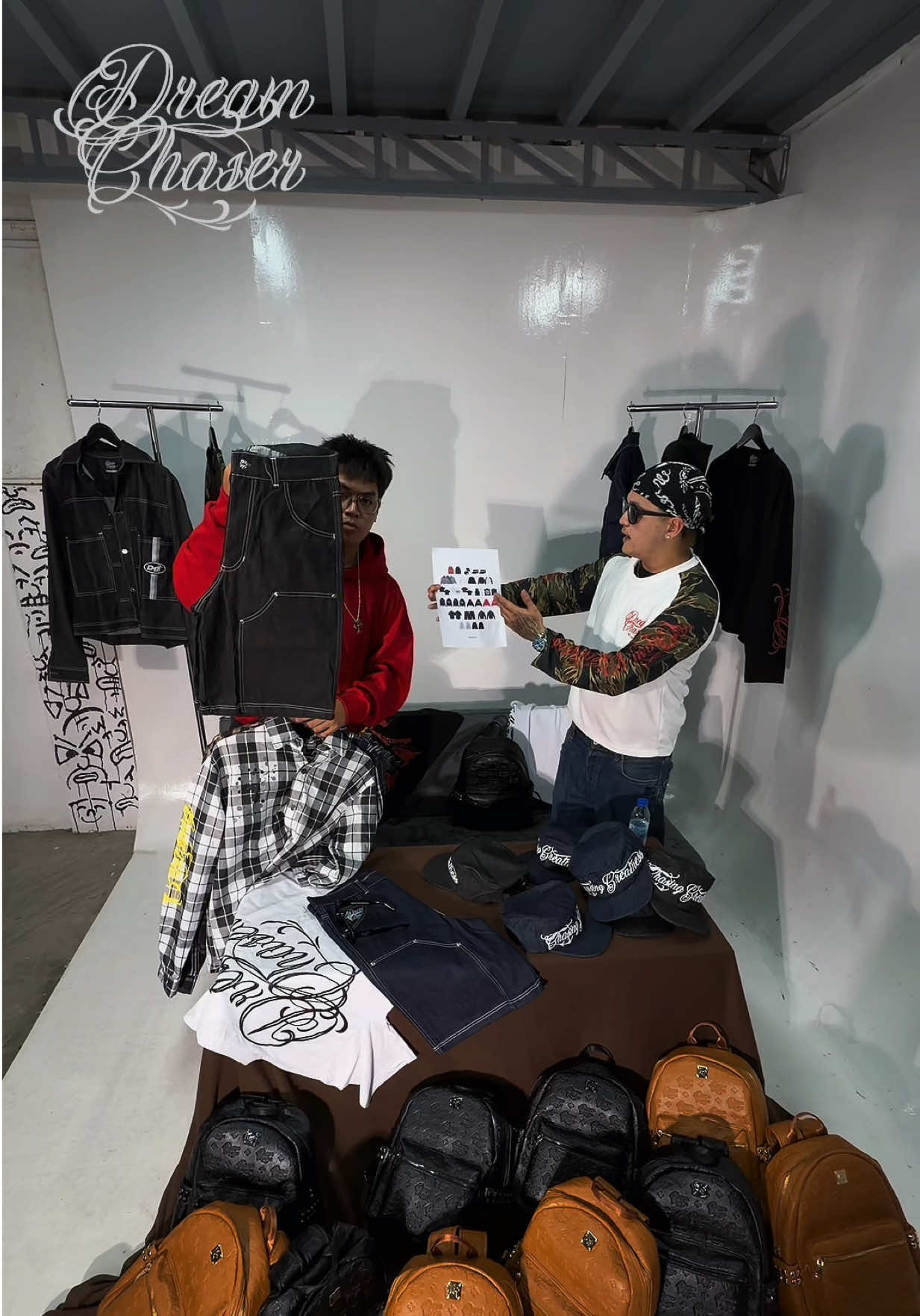 @Degraded Clothing Shop