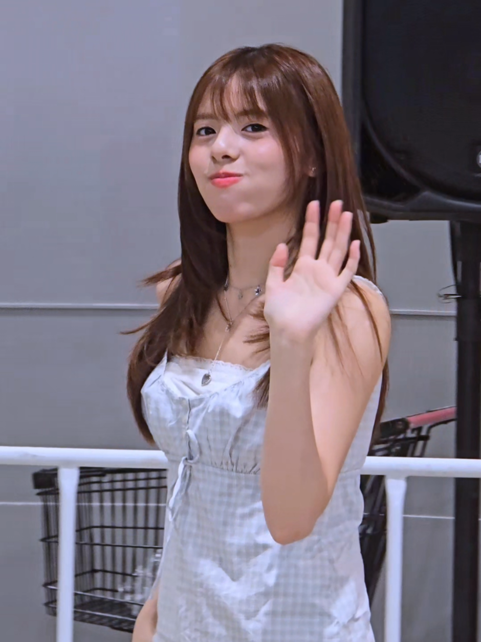 @แมวสีขาว