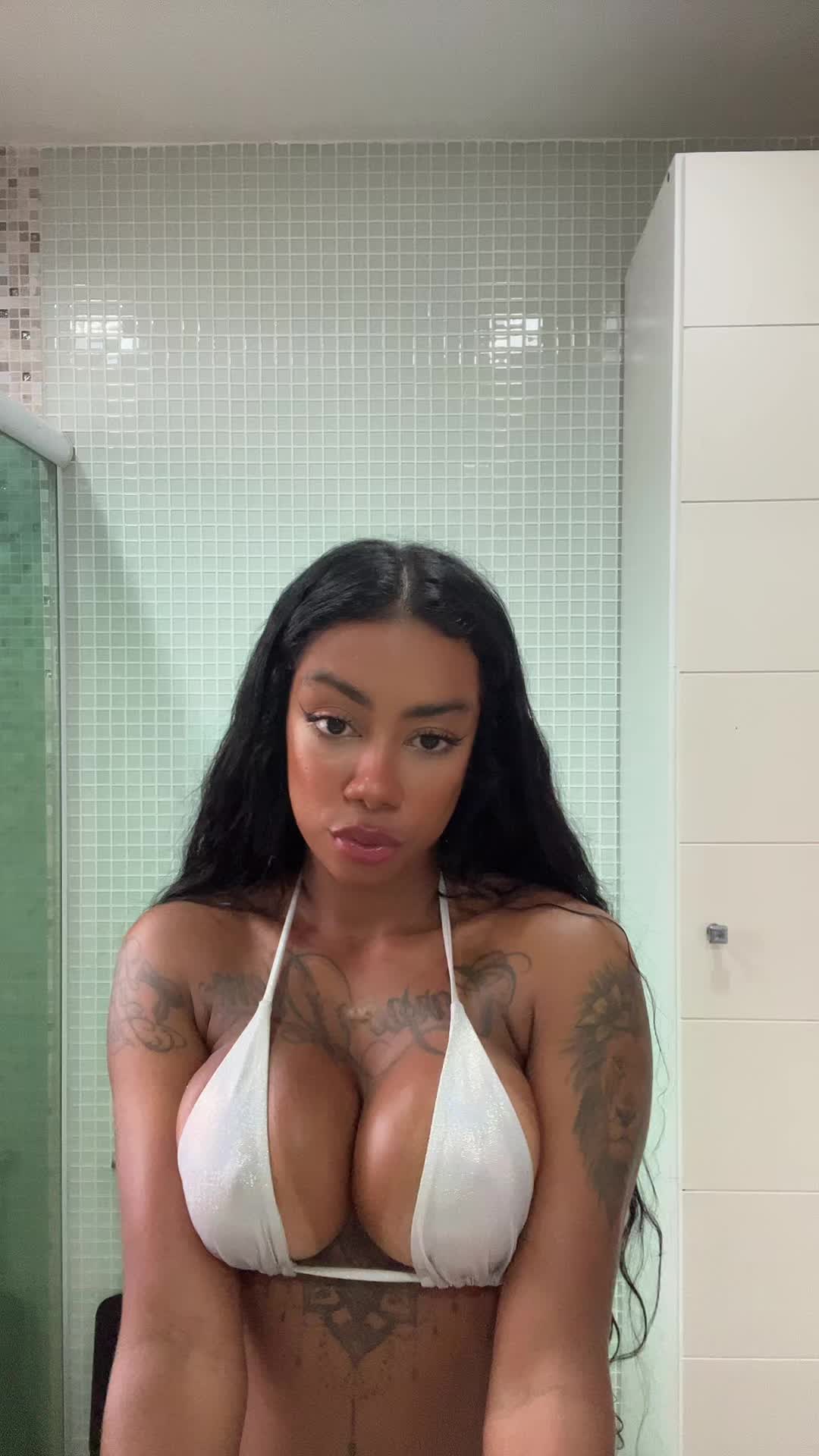 @Karoline Coutinho