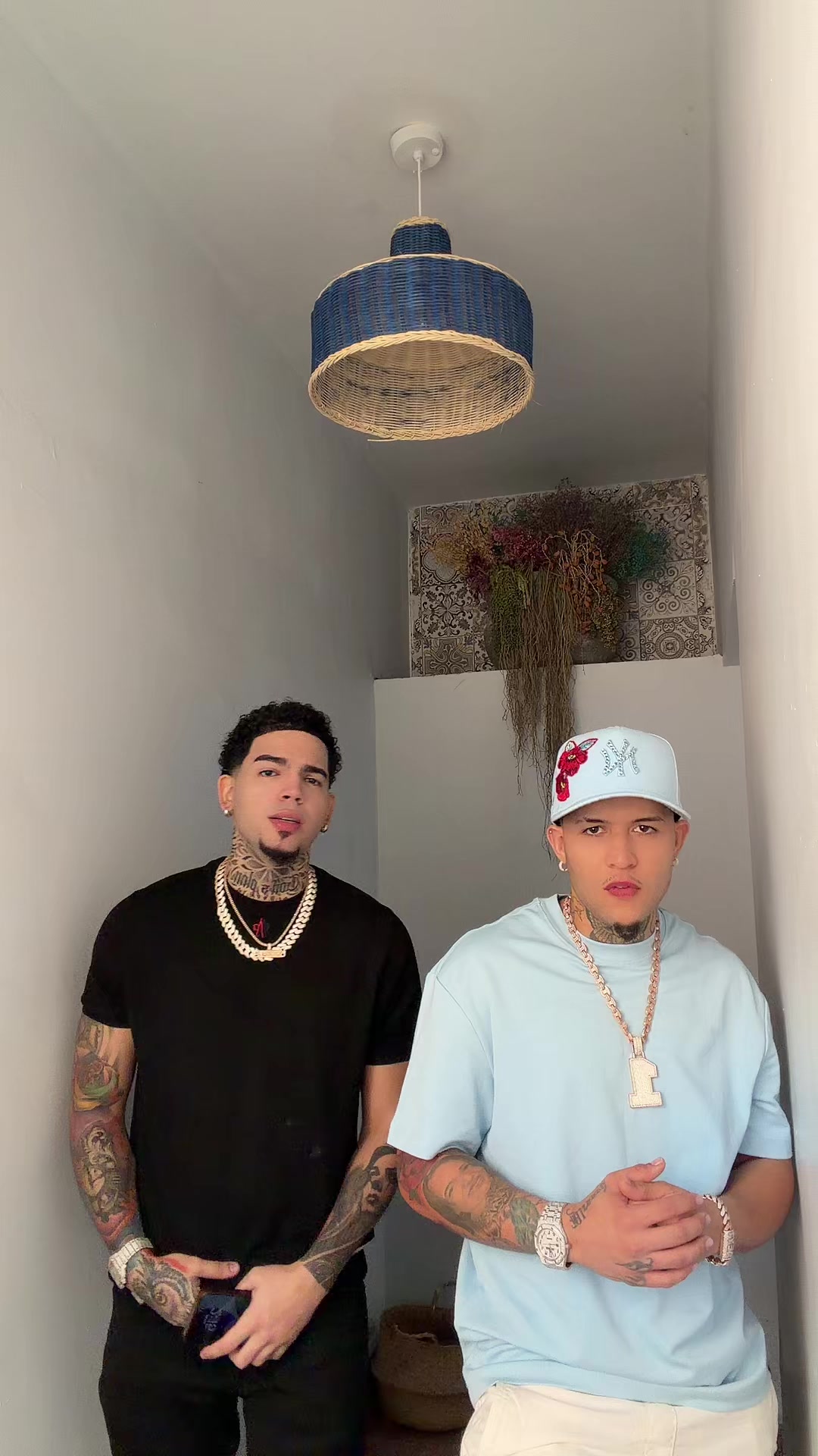 @JeyOne