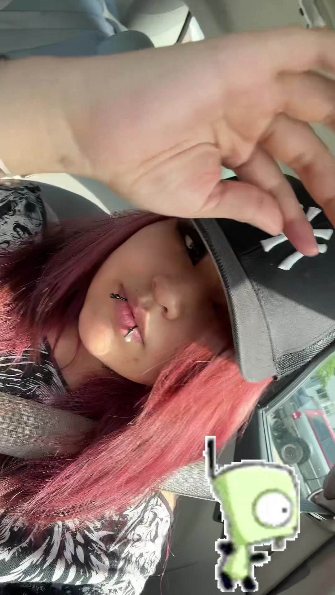 @๐ณ๐๐ญ๐ฐ_๐