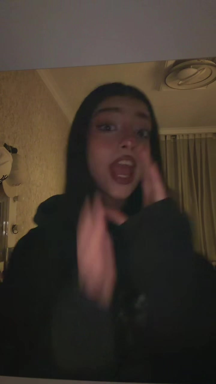 @avaaawoo