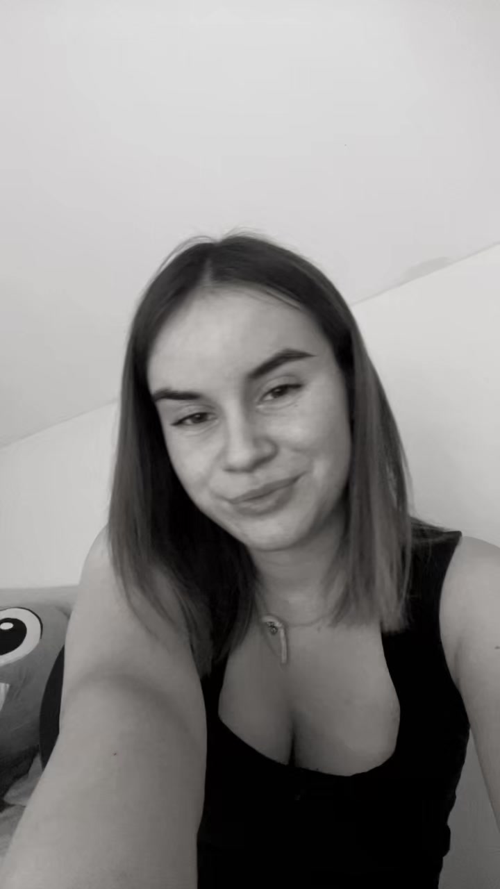 @aandjellic