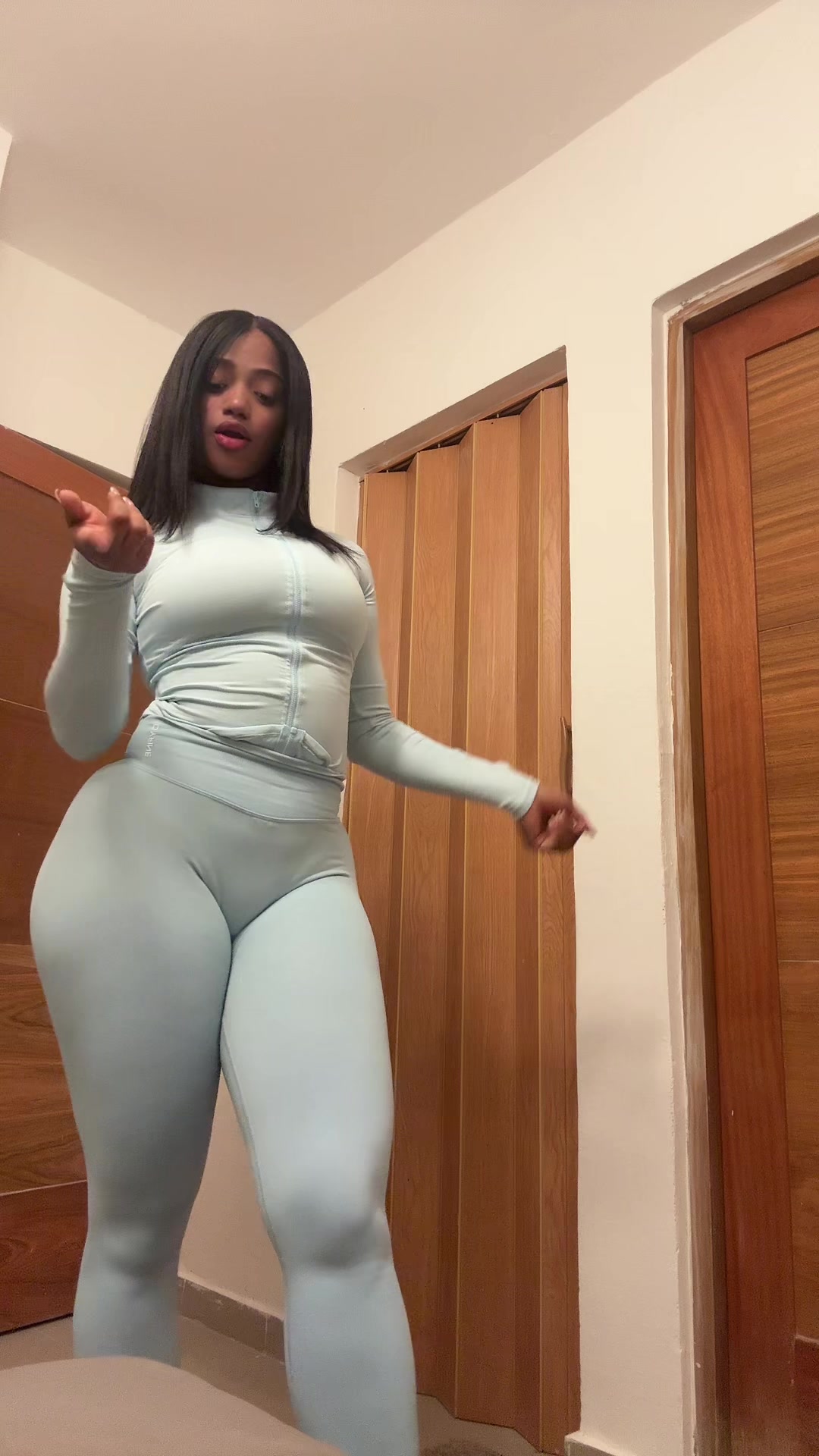 @lisettrey