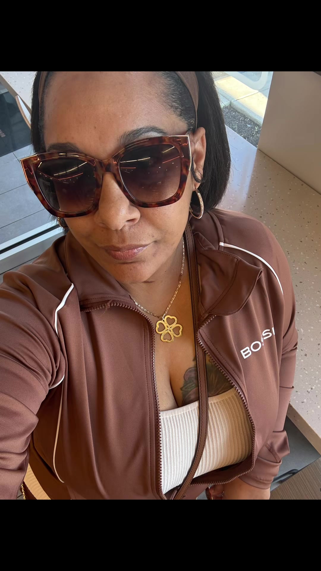 @adorecharay