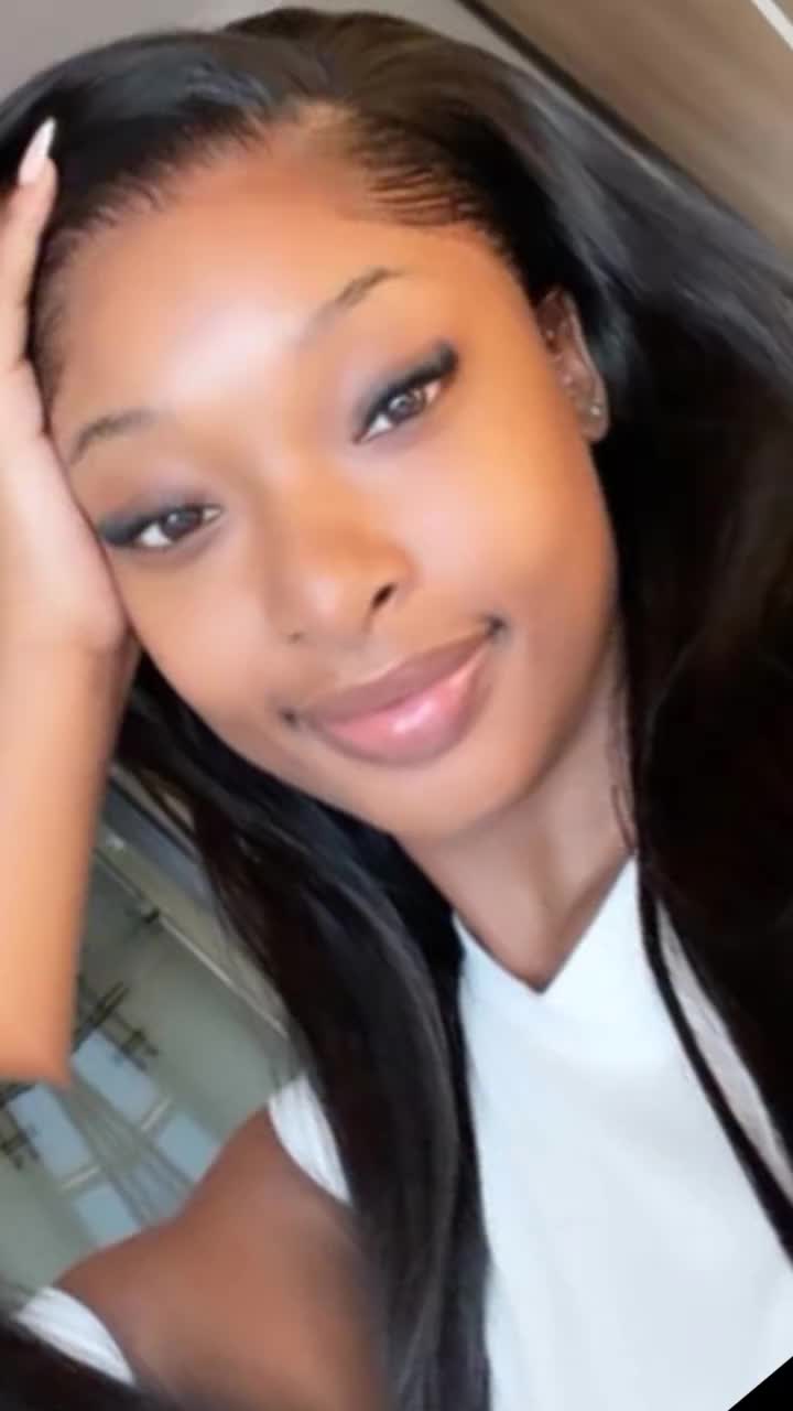 @b😘