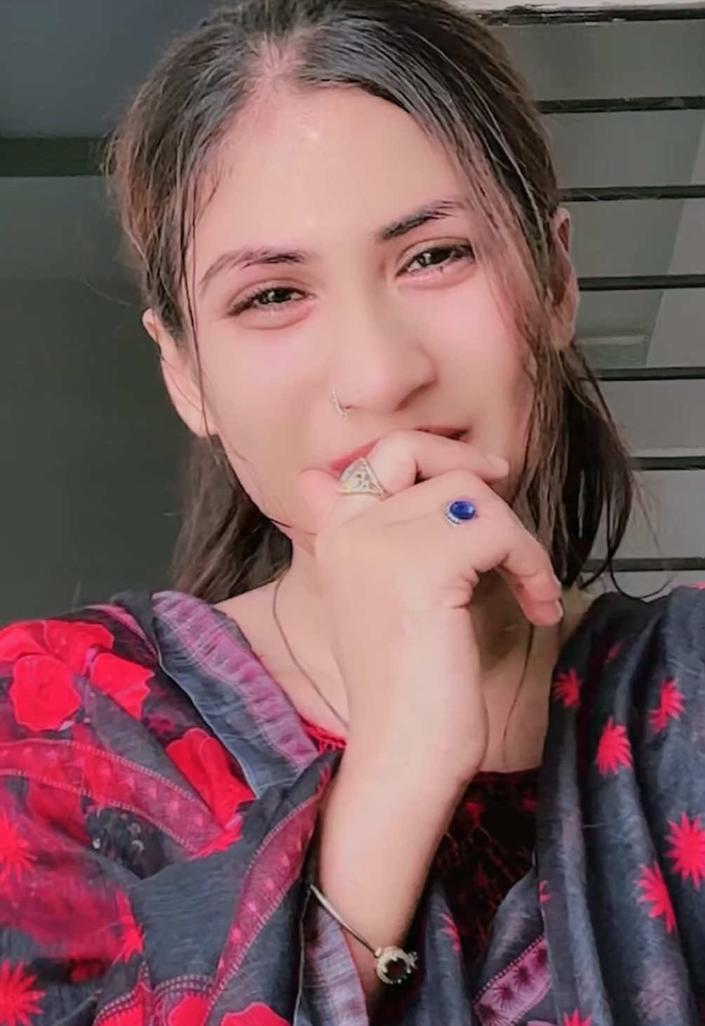 @Mahii_💔_Khan