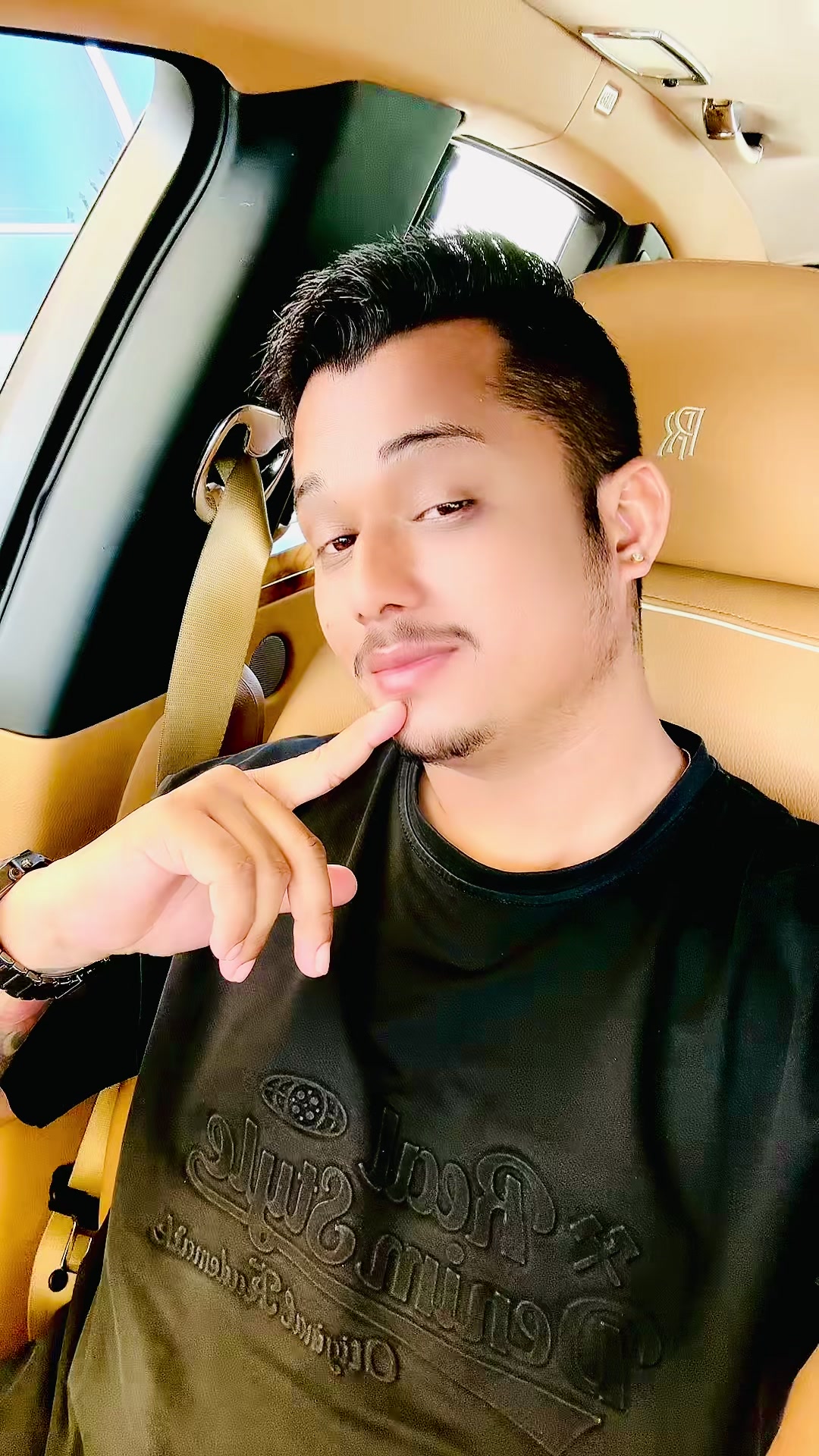 @sugam_bhujel_official521