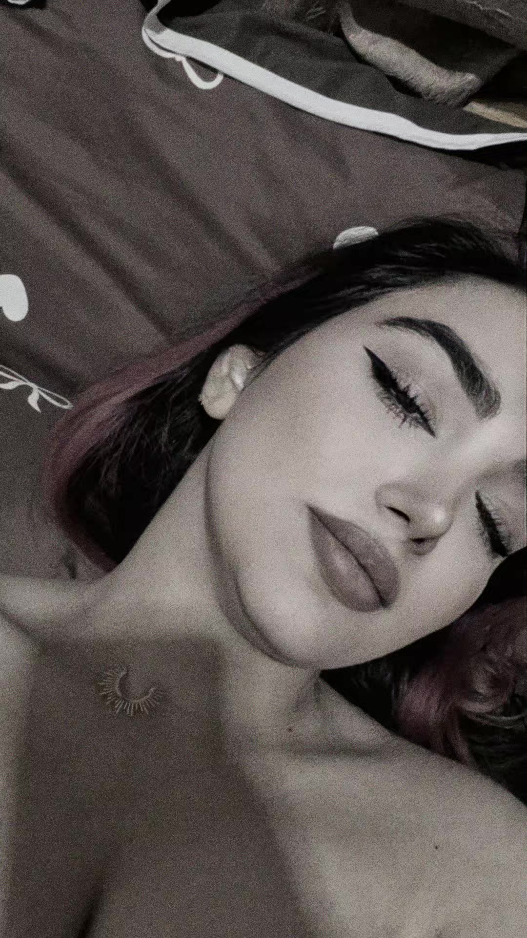 @Anaazin