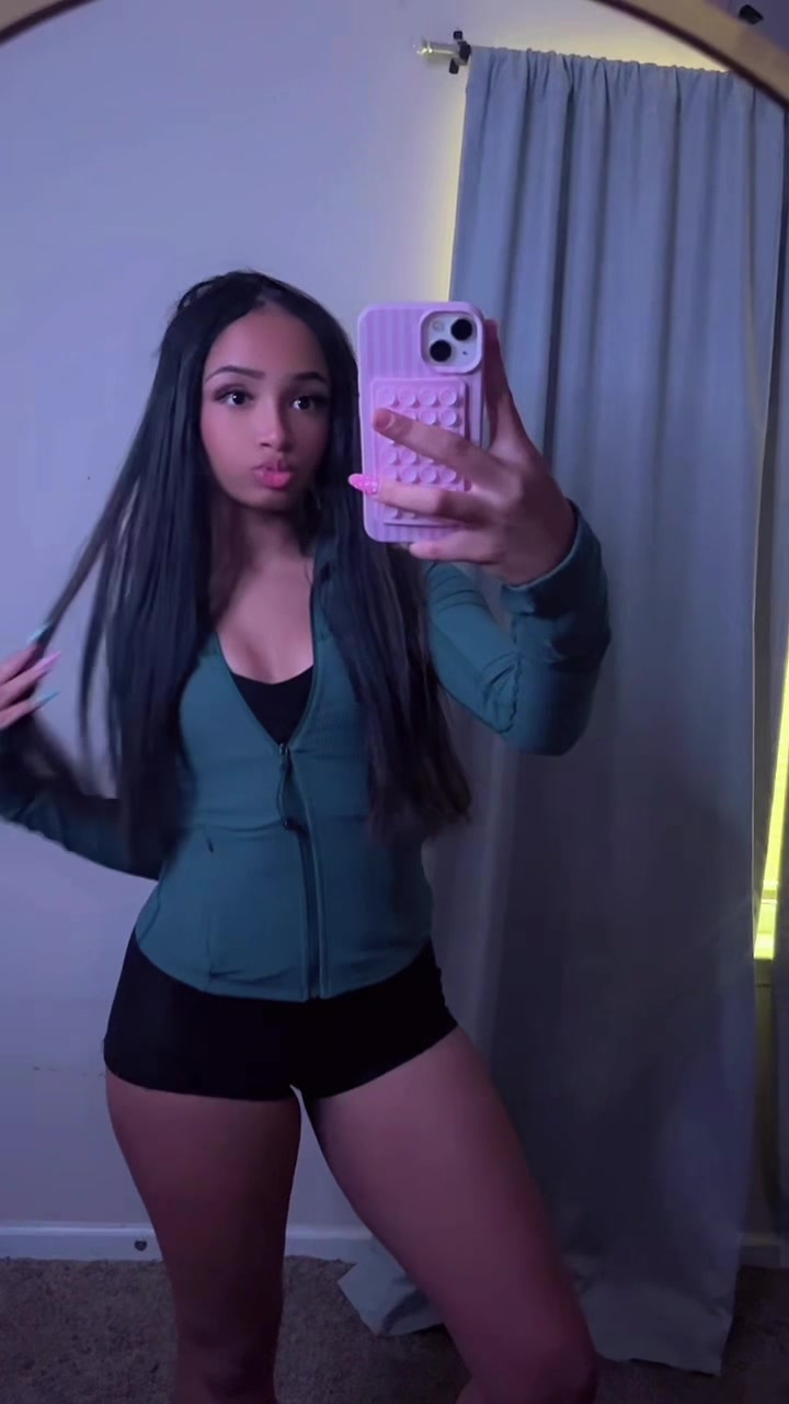 @𝓫𝓻𝓮𝓮 ۶ৎ