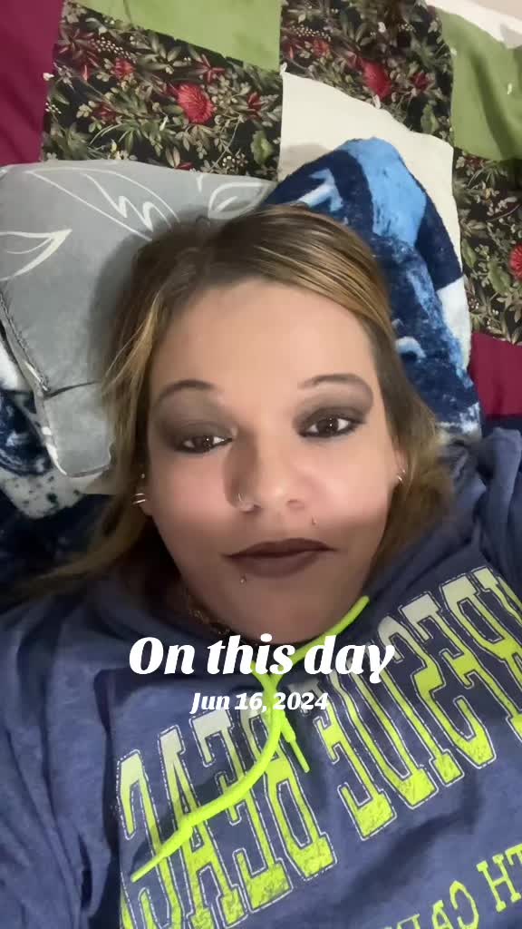 @😈😇Rebbecca🦿&hearts;️