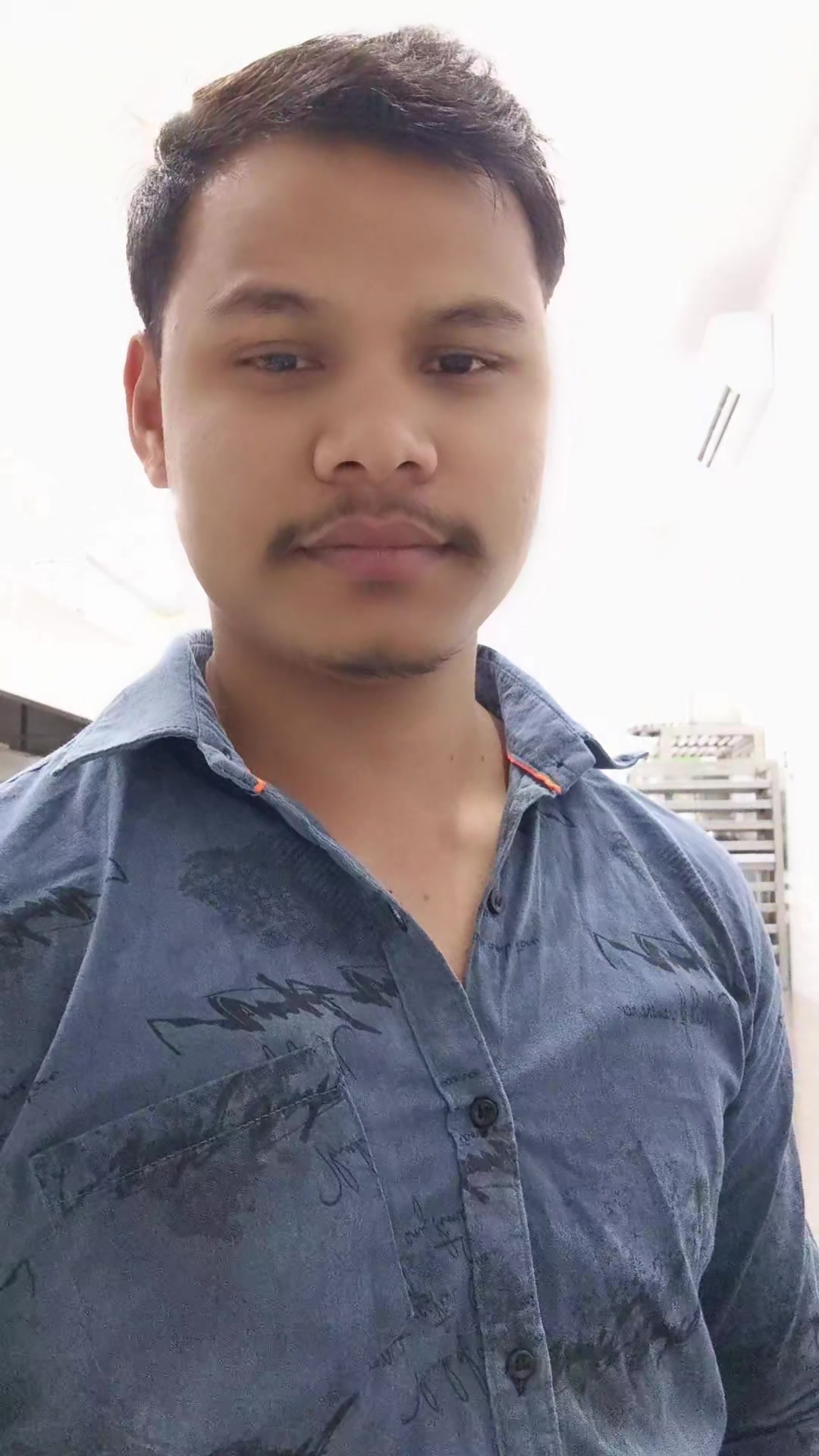 @Ajay chaudhry 32