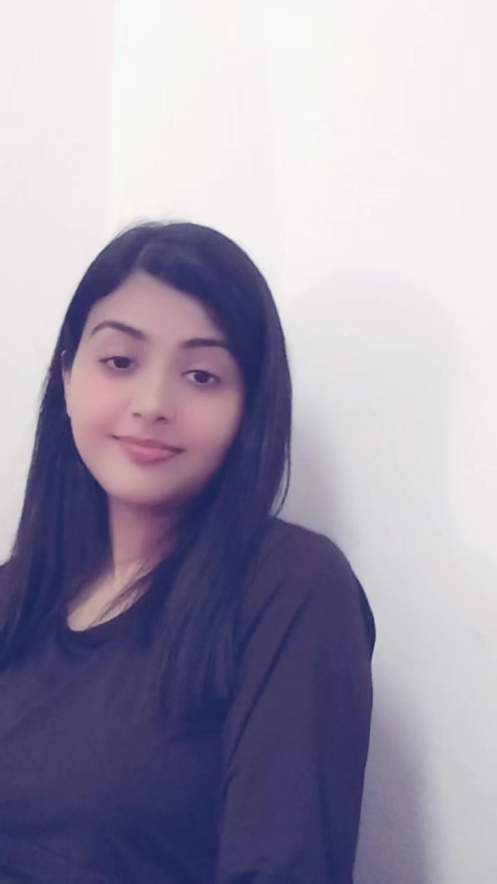 @Poonam Yadav😇
