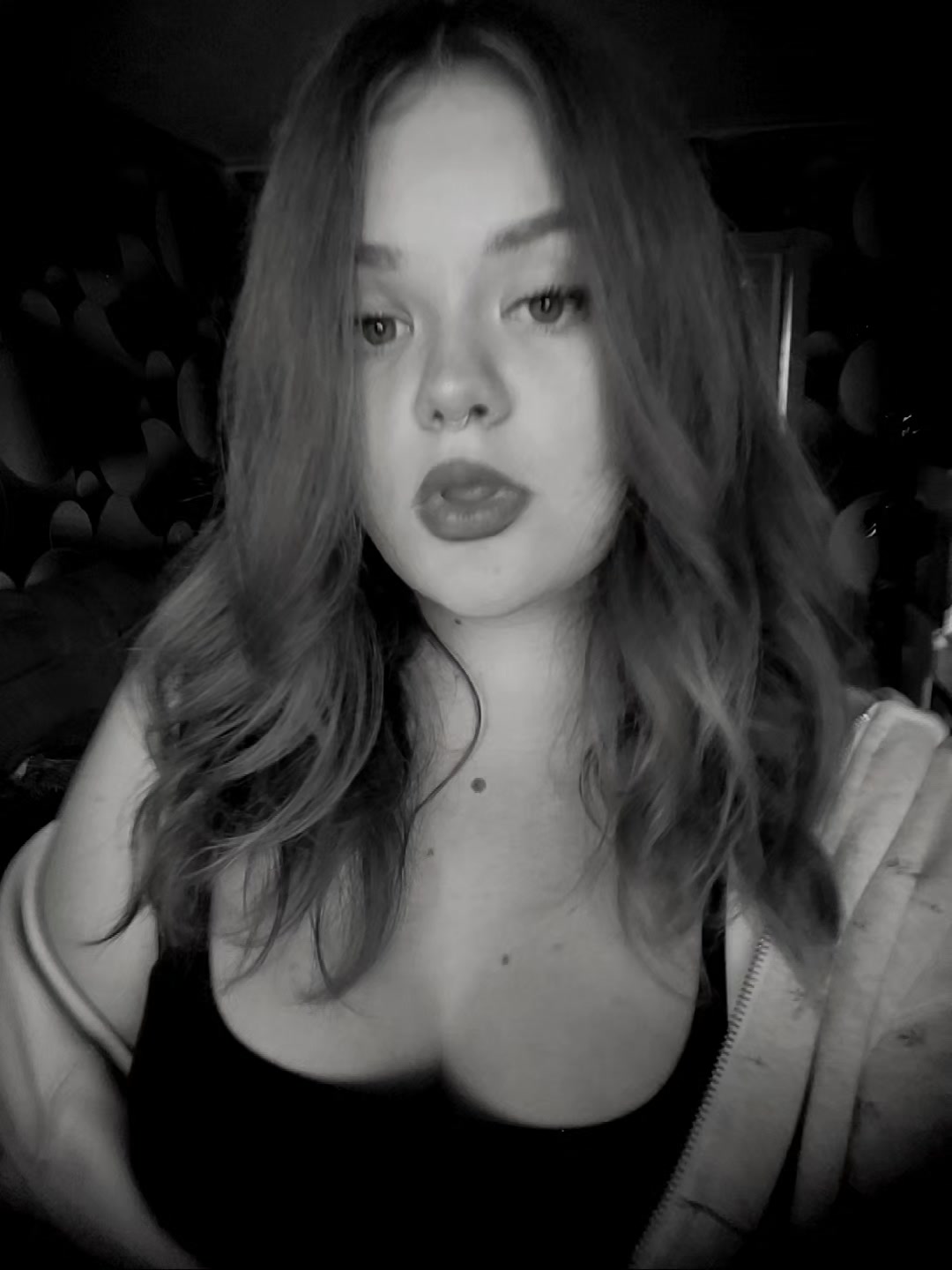 @полина
