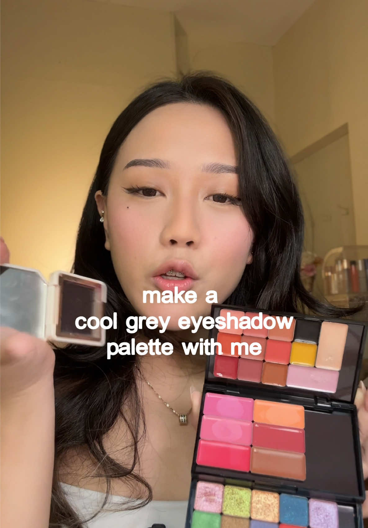 @jam 🧃 l  makeup enjoyer