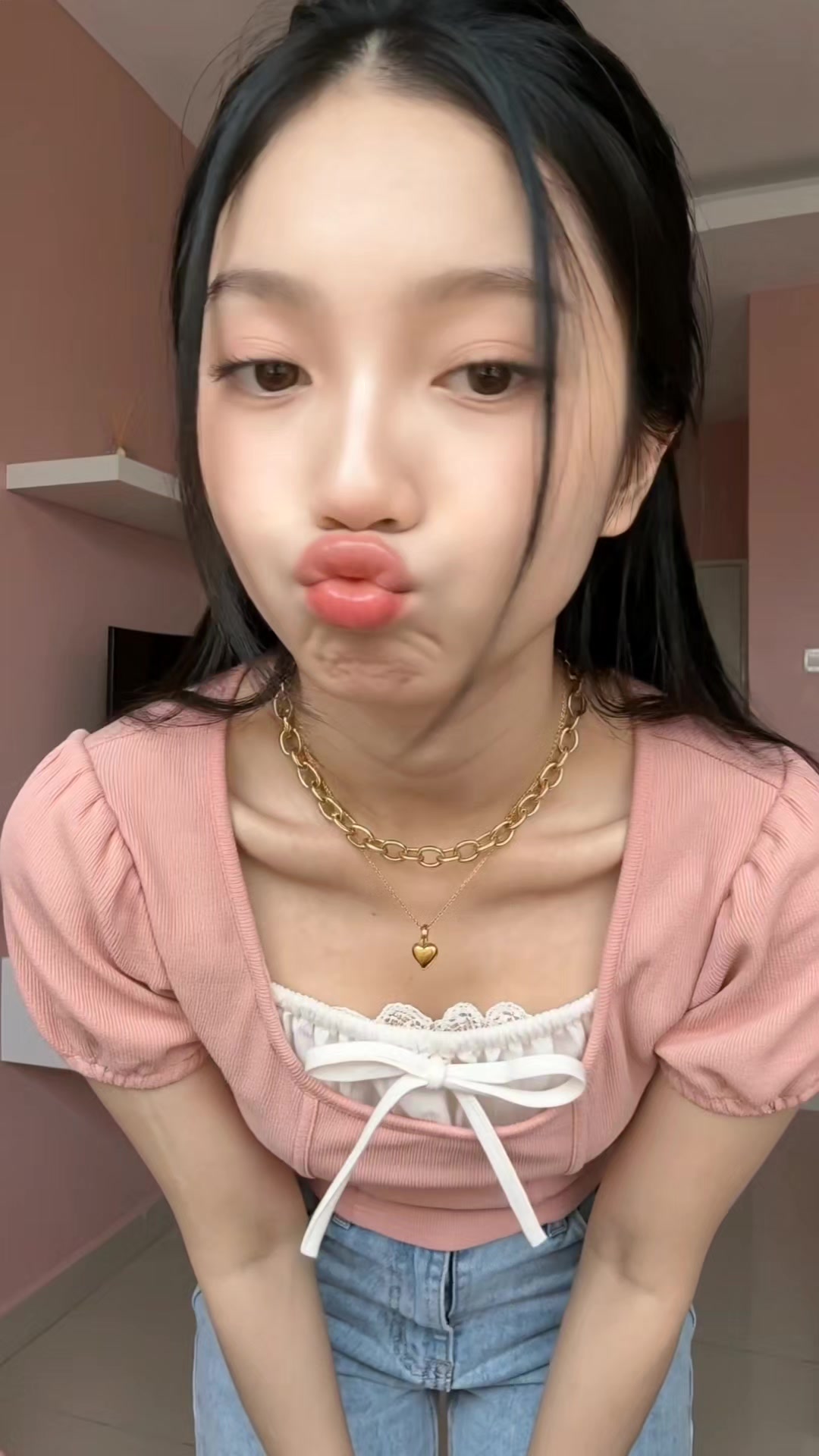 @𝑐𝑙𝑎𝑟𝑎𝑎🎀