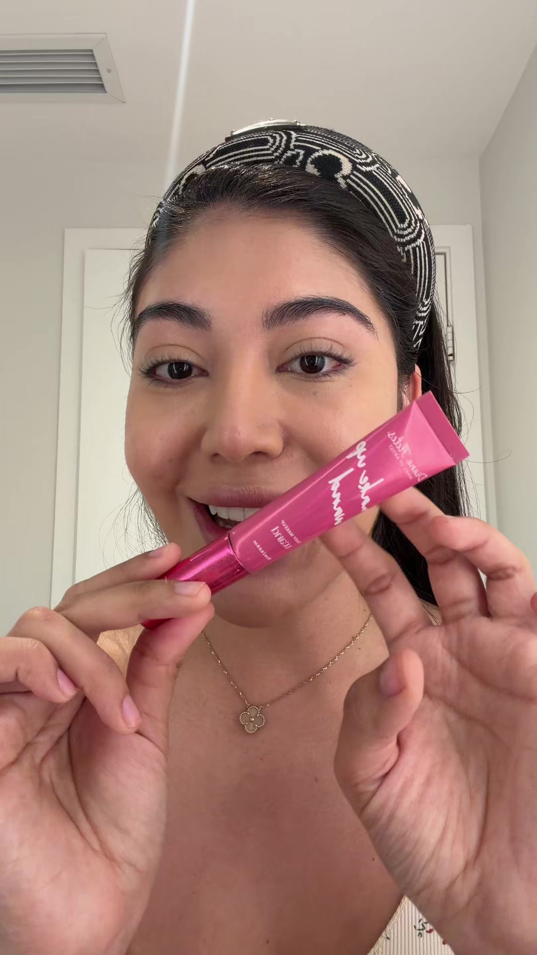 @Diana Fletes Cosmetics