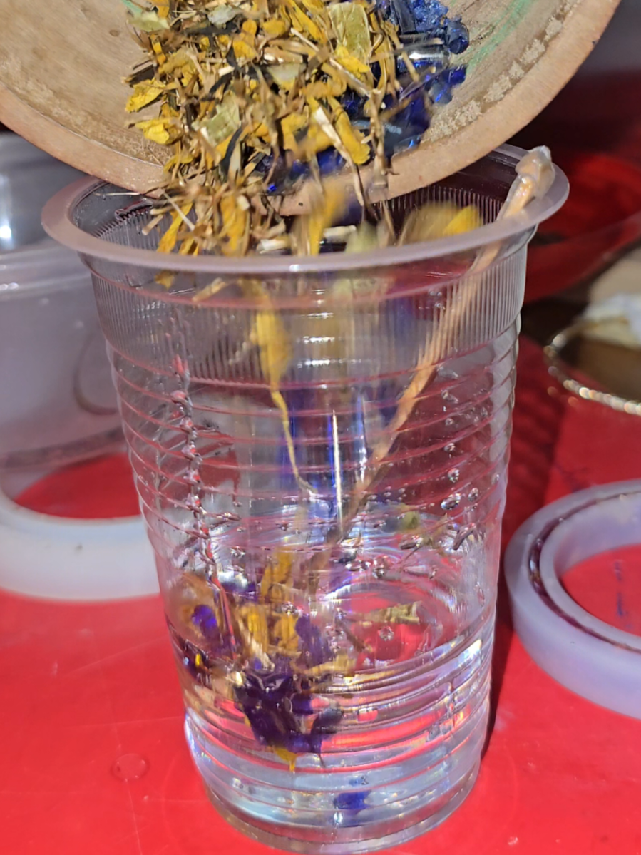 @Smriti Resin World đĨâ¨