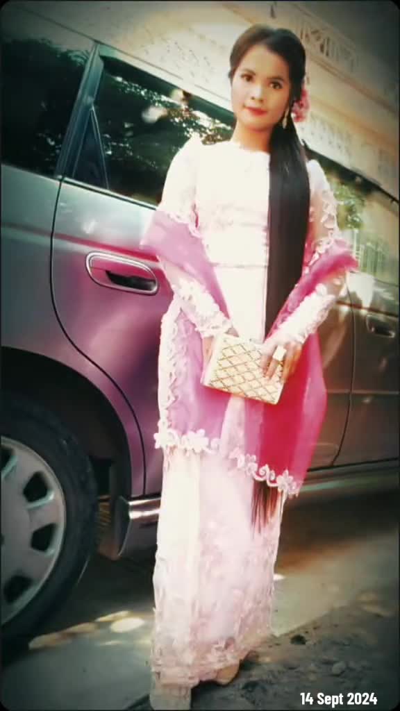 @Yamin Shwe Sin(Rapunzel)