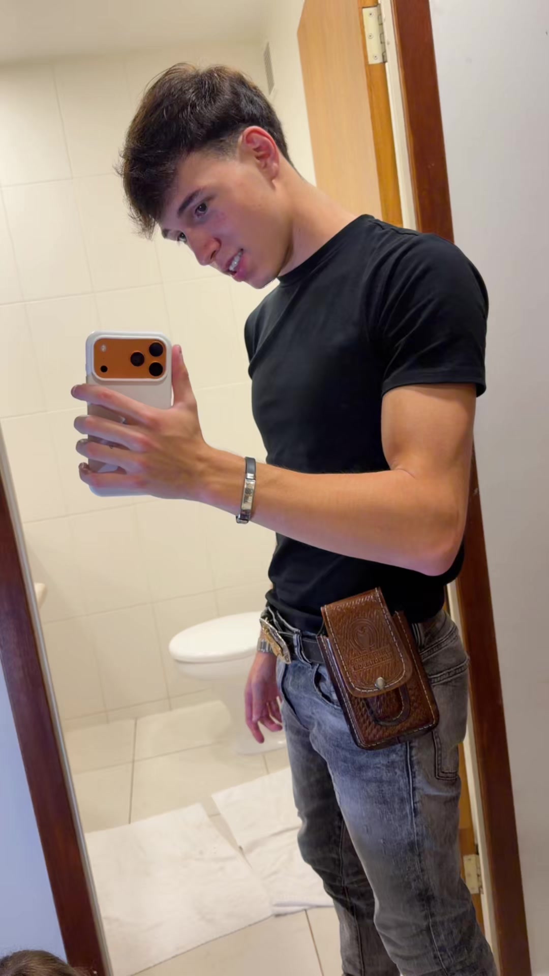 @Jo&atilde;o Pedro 🎭